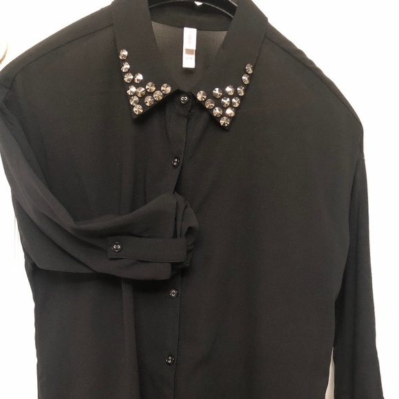 Beaded sheer blouse - Picture 2 of 3